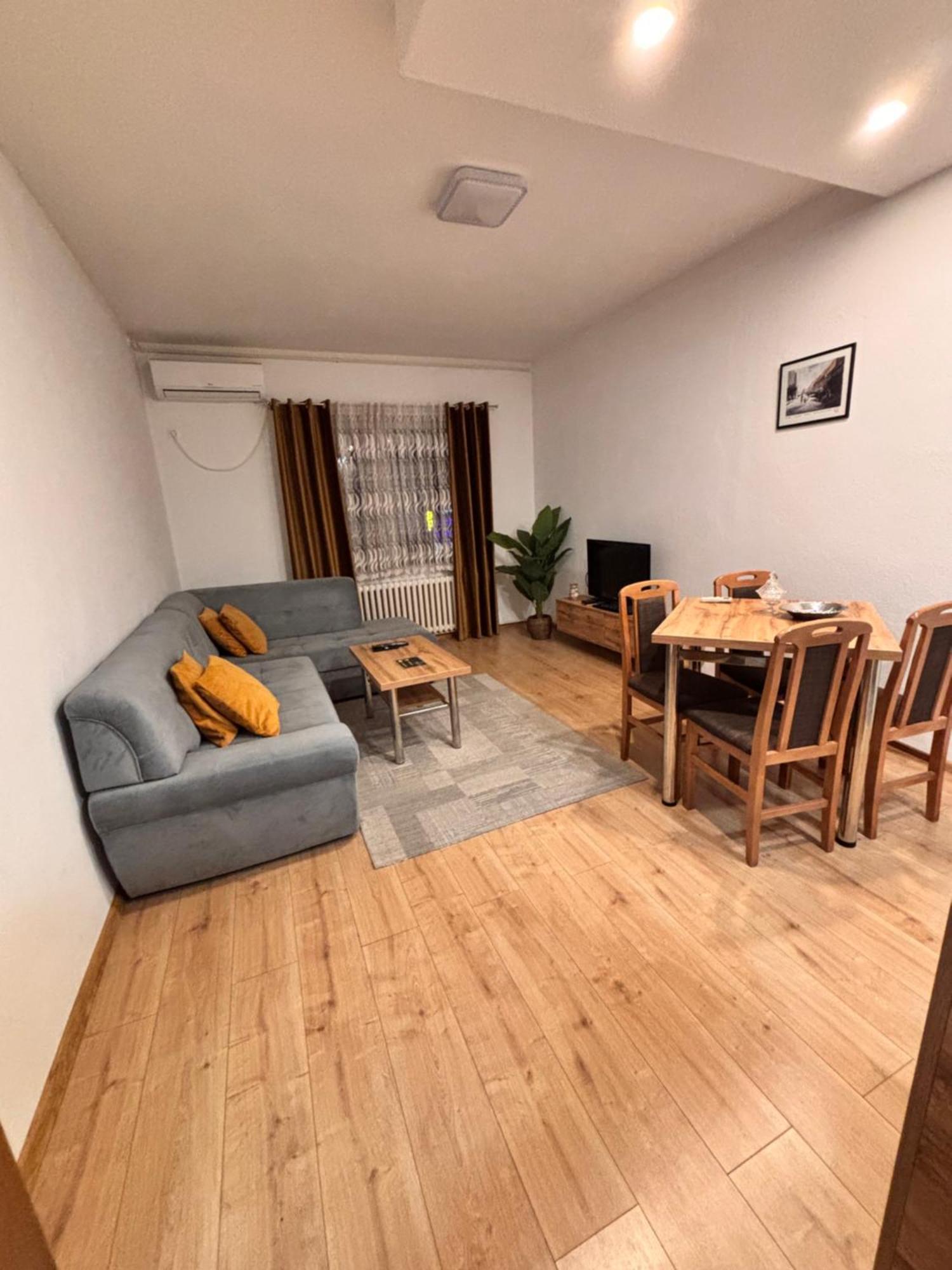 R-Residency Ll Apartment Баня Лука Екстериор снимка